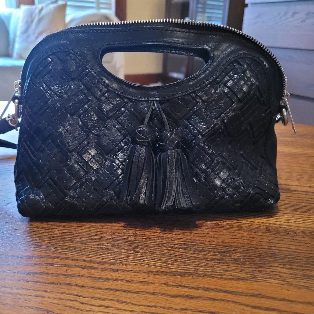 Patricia Nash | Black Leather Crossbody Clutch